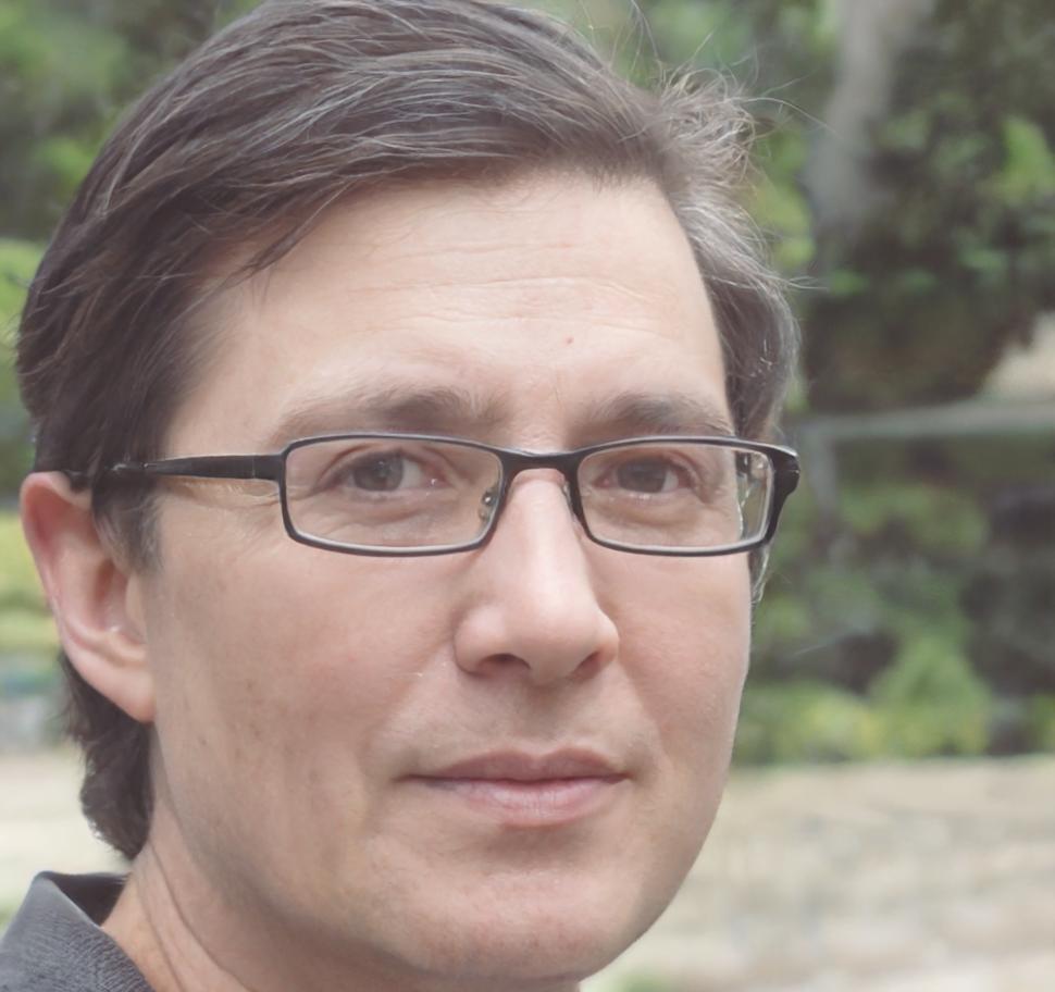 Portrait de Théophile Durand, consultant financier